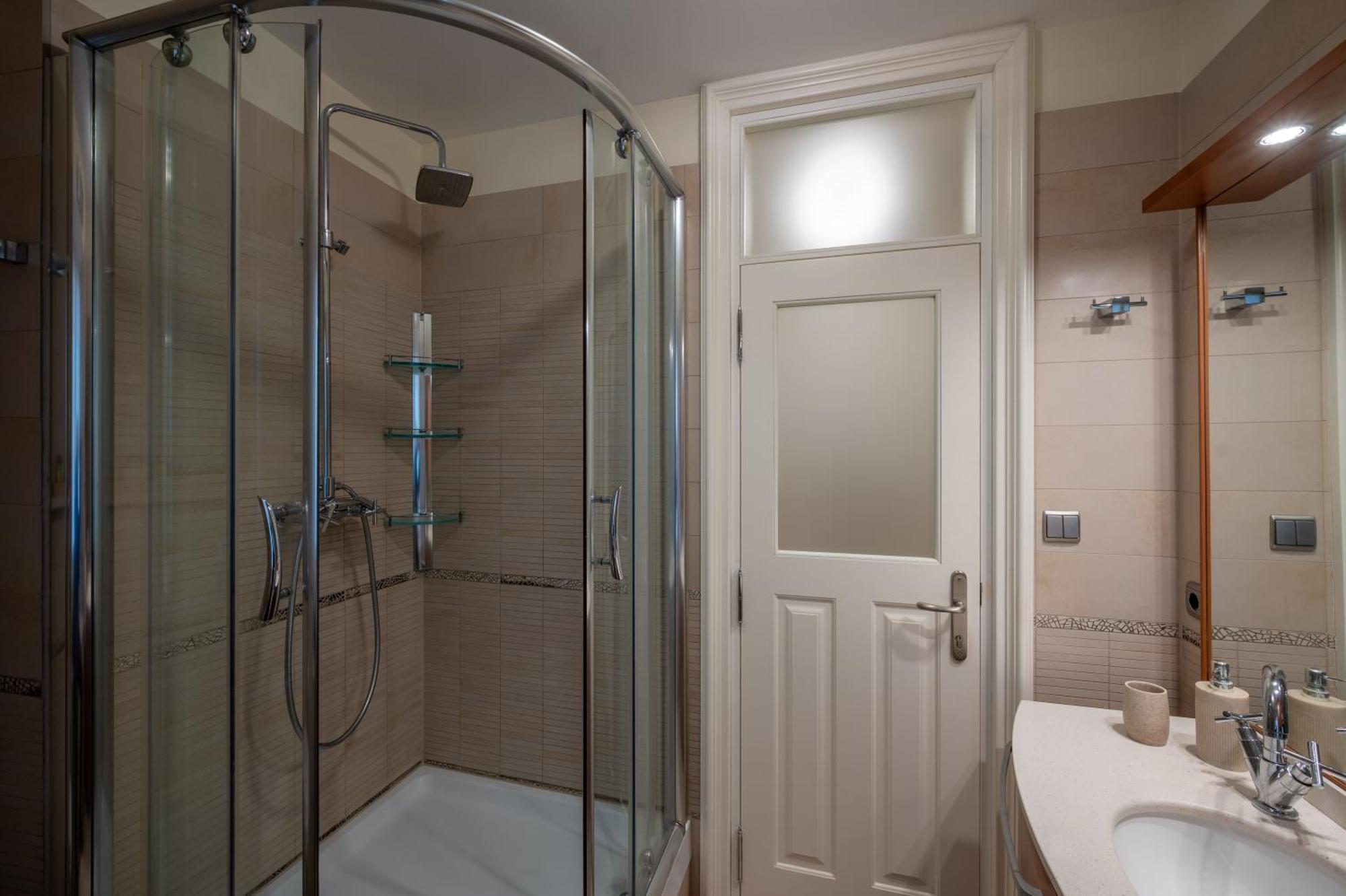 Stone Pearl Heritage Luxury Suite Split Extérieur photo