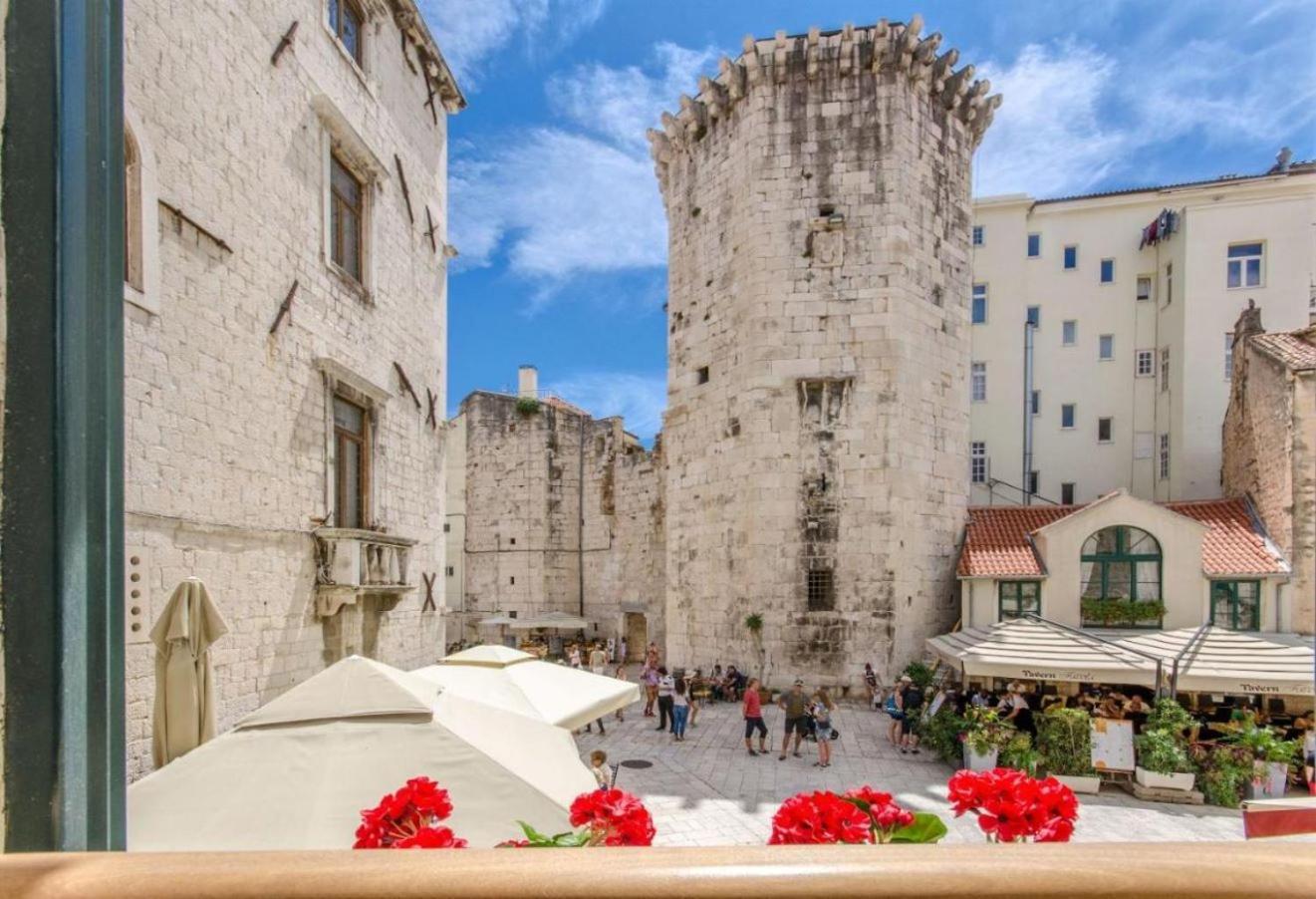 Stone Pearl Heritage Luxury Suite Split Extérieur photo