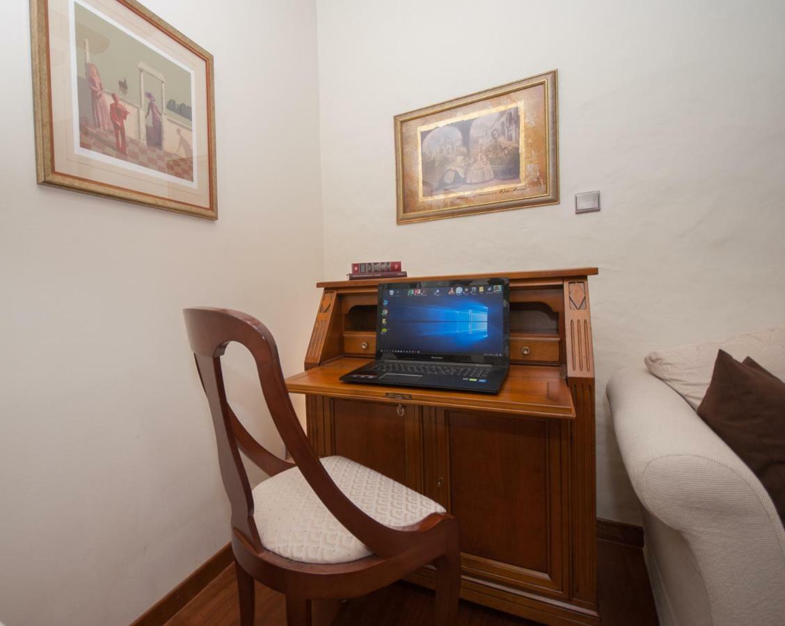 Stone Pearl Heritage Luxury Suite Split Extérieur photo